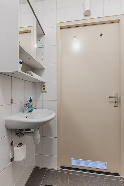 Bathroom Sink Other Angle Albert Cuypstraat III B studio Amsterdam