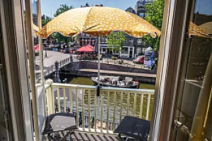 Balcony View The Balcony at Prinsen Canal apartment Amsterdam