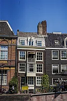 Street and Canal View The Balcony at Prinsen Canal apartment Amsterdam