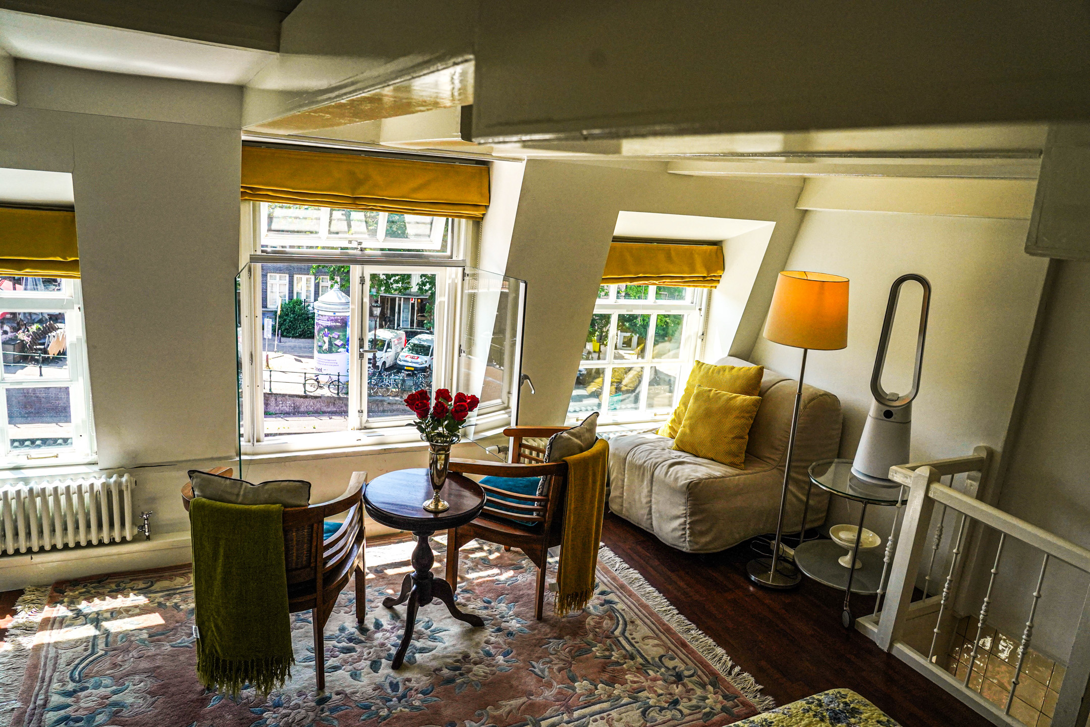 Full View Bedroom Sitting Area The Balcony at Prinsen Canal apartment Amsterdam
