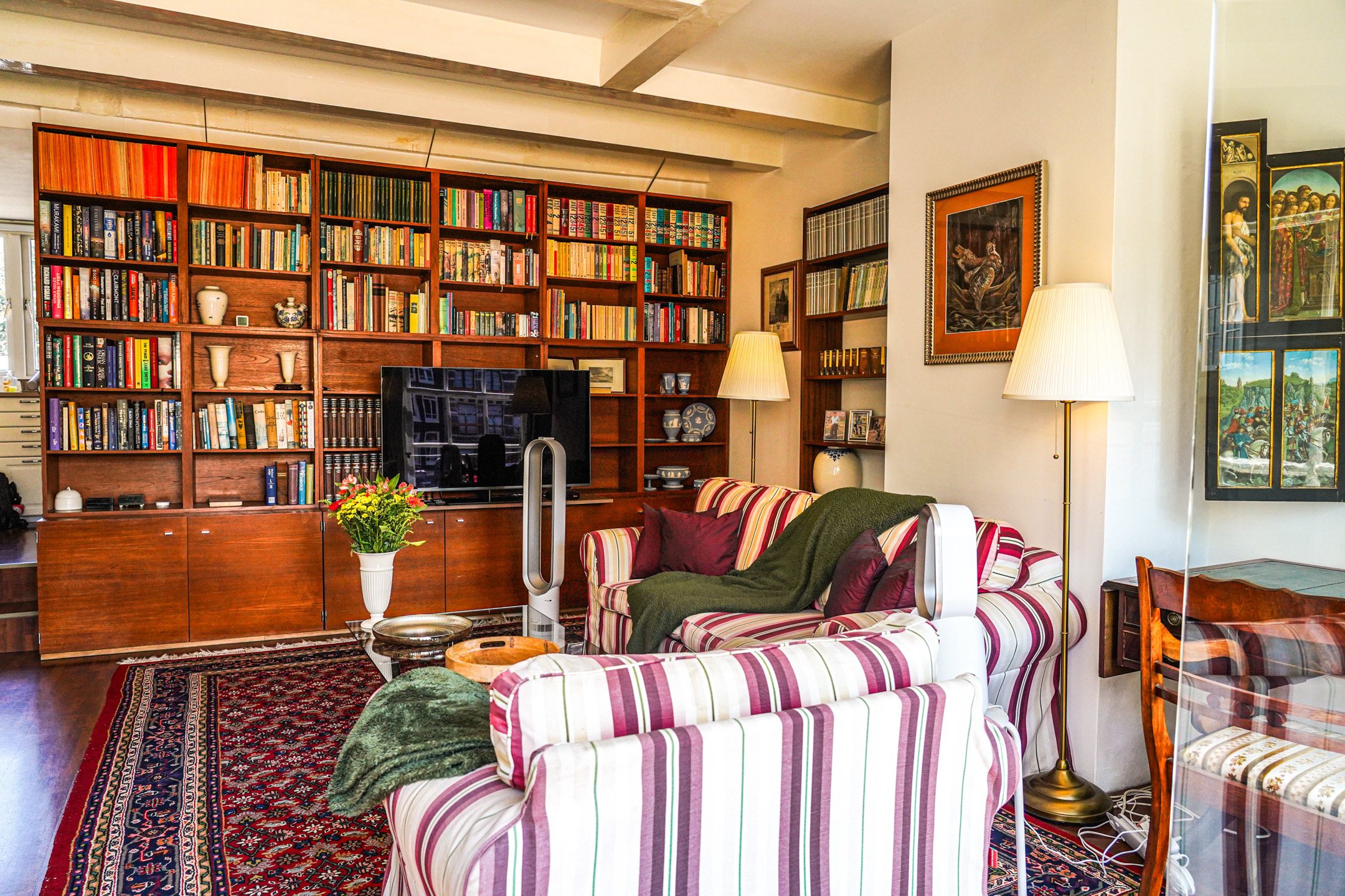 Living Area Other Angle The Balcony at Prinsen Canal apartment Amsterdam