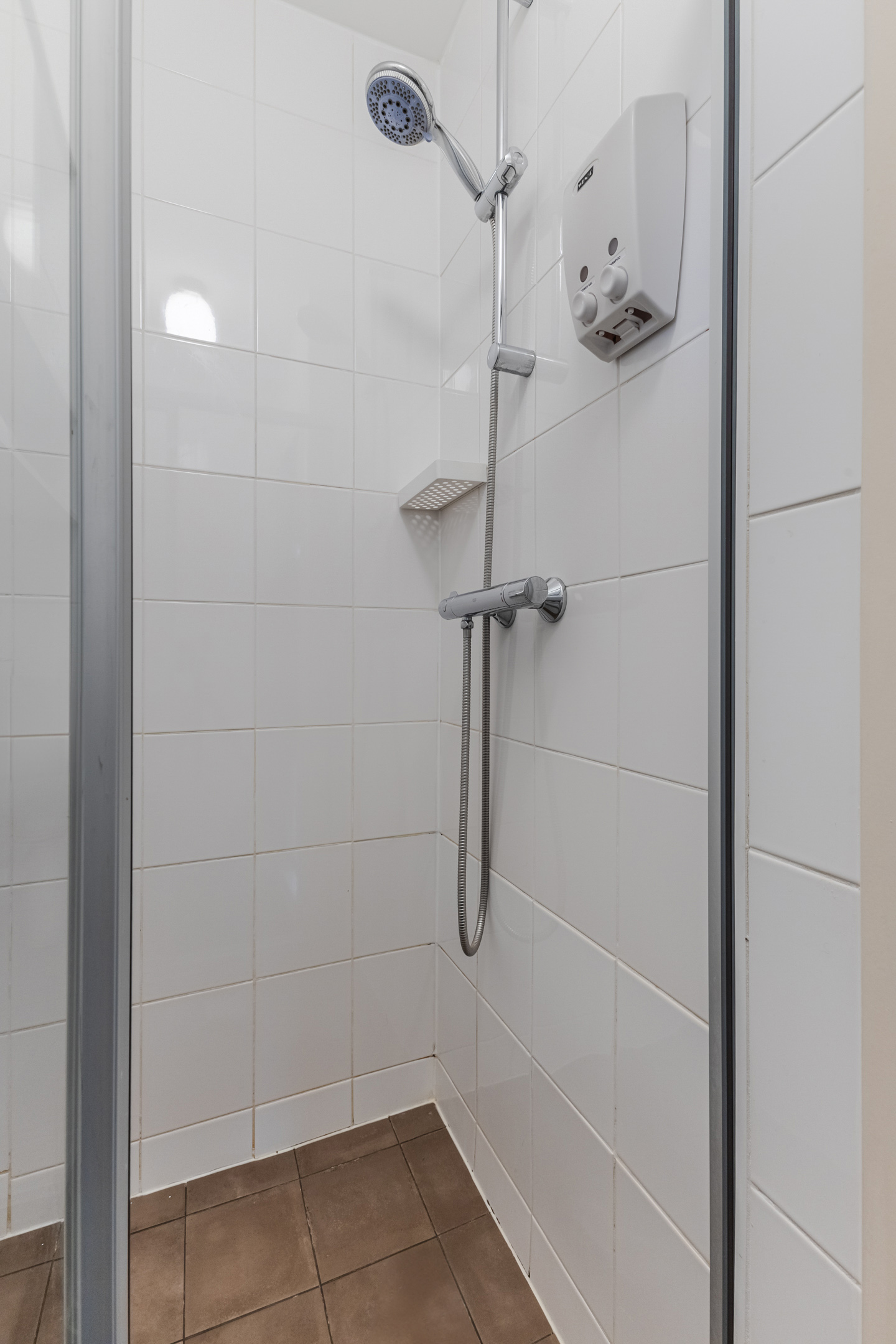 Shower Area Albert Cuyp III A studio Amsterdam