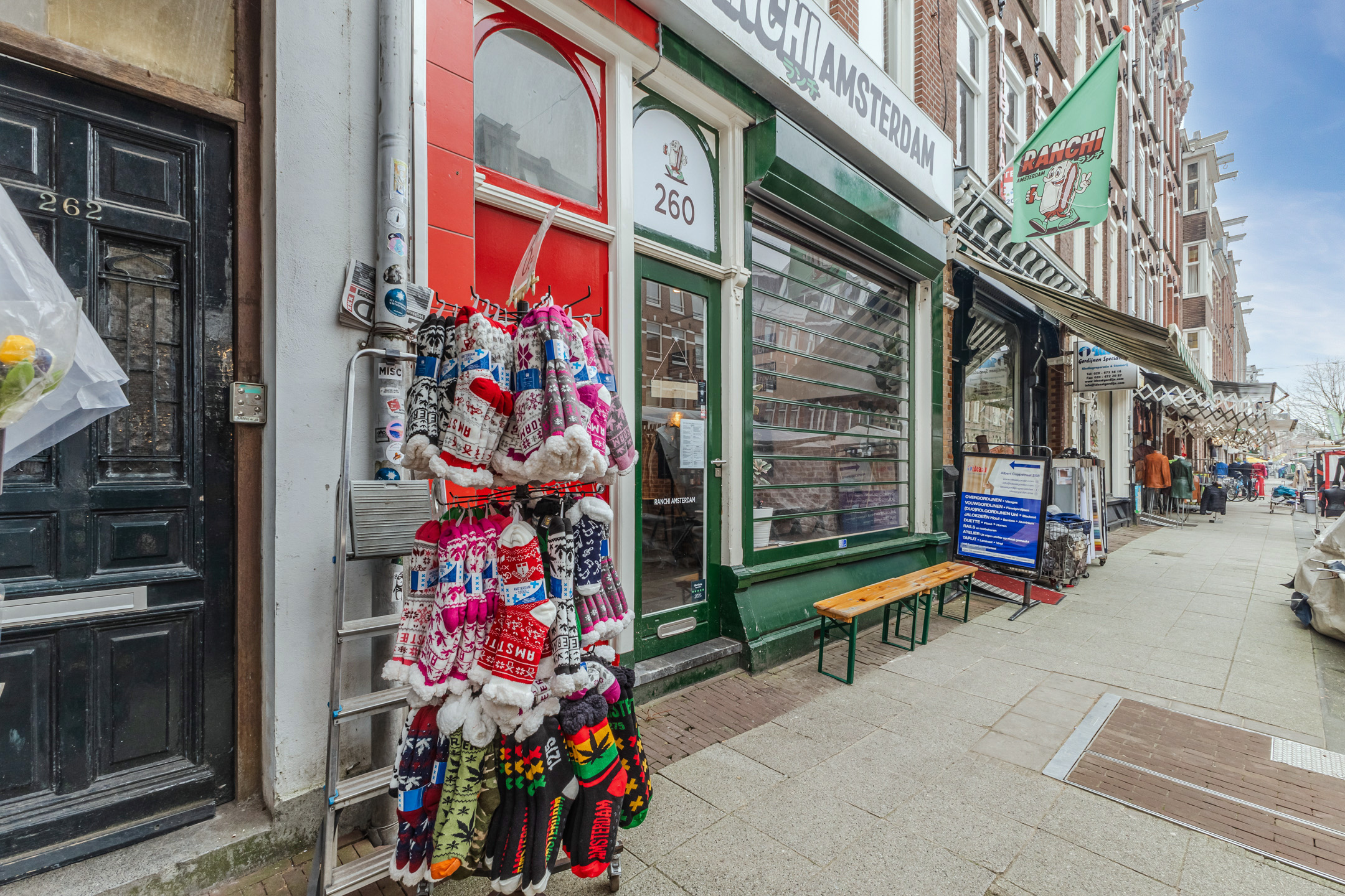 Albert Cuypstraat Market Other Angle Albert Cuypstraat III B studio Amsterdam