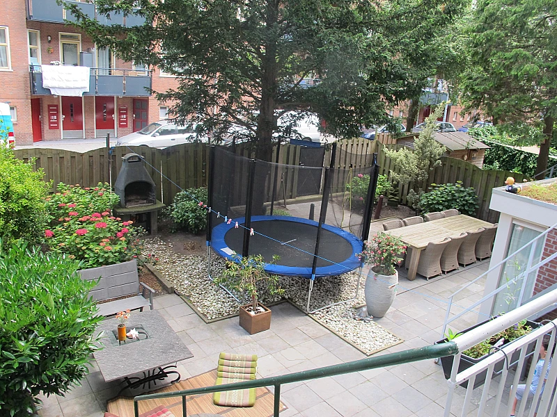 Garden Overview West City apartment Amsterdam